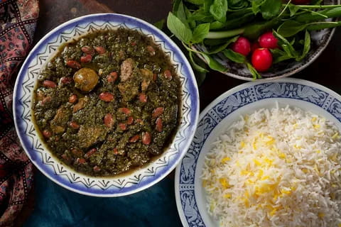 تصویر 3 از قیمت خرید کنسرو خورشت قورمه‌ سبزی با فروش عمده